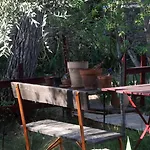 4 Bears Bed and breakfast 4*