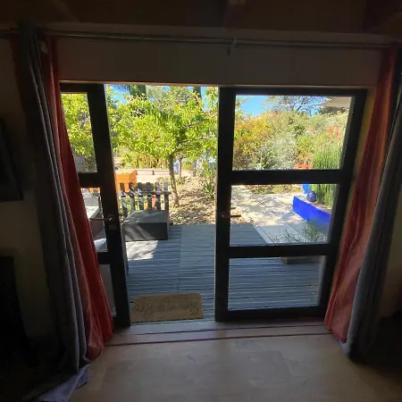 4 Bears Couette-café 3*