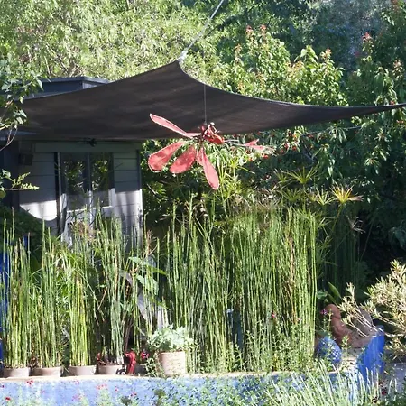 Bed & Breakfast 4 Bears Nîmes