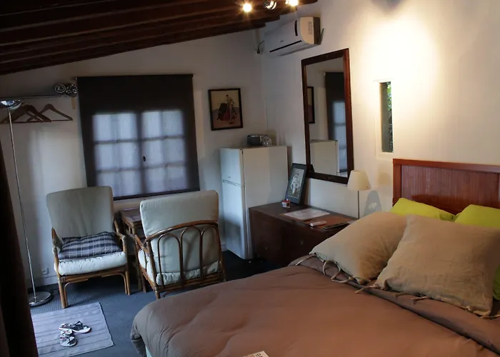 فندق مبيت وإفطار 4 Bears 3*