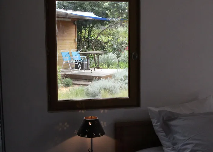 فندق مبيت وإفطار 4 Bears 3*