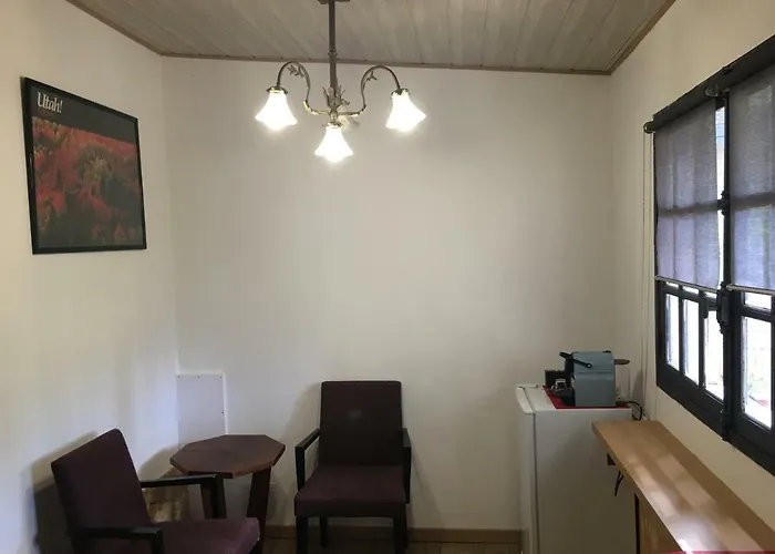 4 Bears فندق مبيت وإفطار 3*