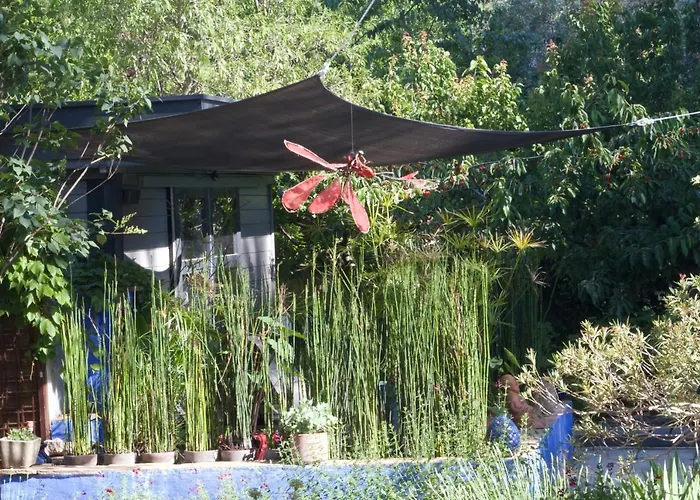 فندق مبيت وإفطار 4 Bears نيم